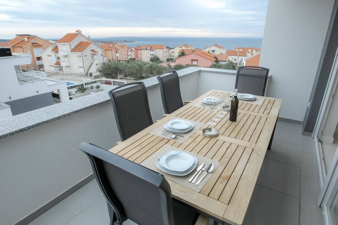 Apartments Tomana Novalja Eksteriør billede